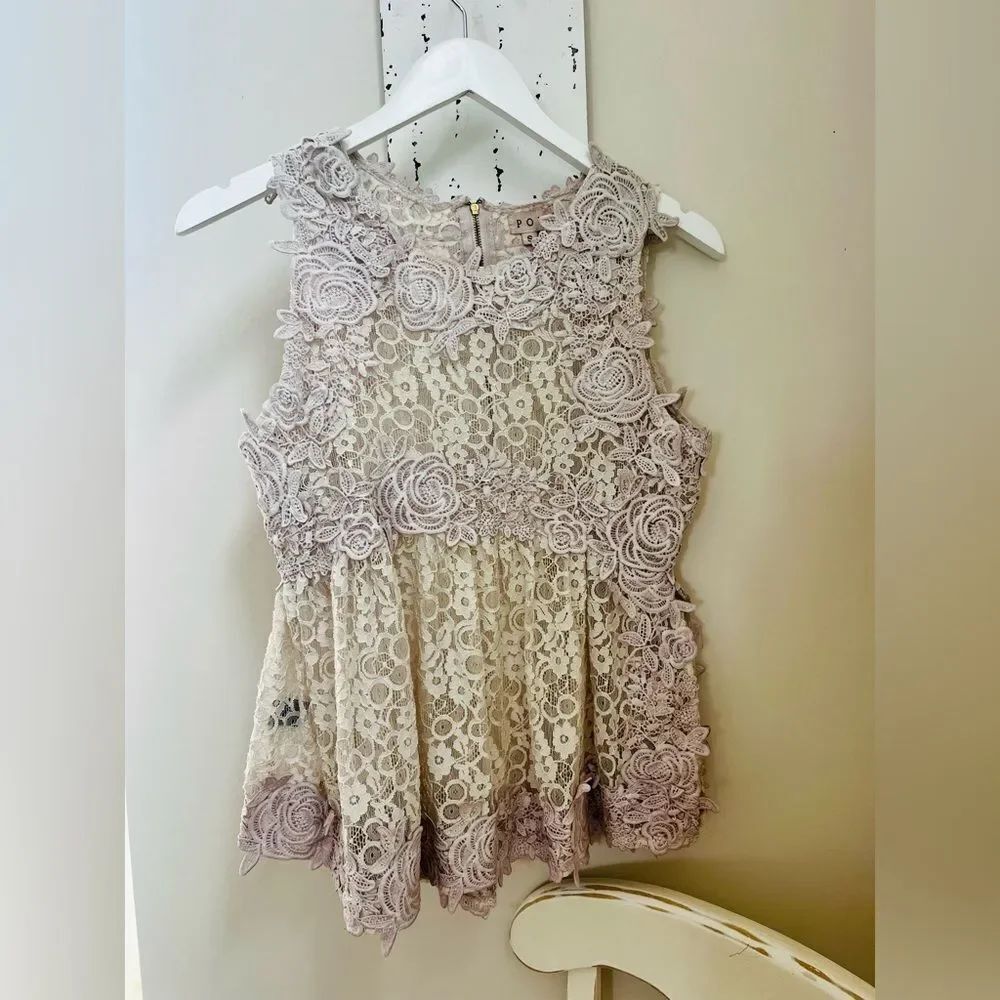 POL Lace Overlay top in Blush and Cream; Size S